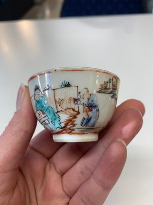Eight Chinese Canton famille rose cups, 14 saucers and a teapot, Qianlong — photo 61