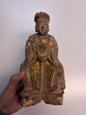 Eight Chinese carved wooden sculptures with traces of polychromy and gilding, 19th C. — photo 25