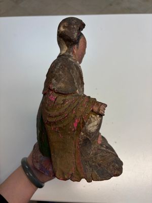 Eight Chinese carved wooden sculptures with traces of polychromy and gilding, 19th C. — photo 40