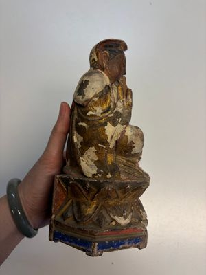Eight Chinese carved wooden sculptures with traces of polychromy and gilding, 19th C. — photo 4