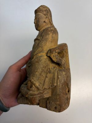 Eight Chinese carved wooden sculptures with traces of polychromy and gilding, 19th C. — photo 44