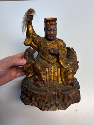 Eight Chinese carved wooden sculptures with traces of polychromy and gilding, 19th C. — photo 7