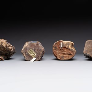 Eight Chinese carved wooden sculptures with traces of polychromy and gilding, 19th C. — photo 13