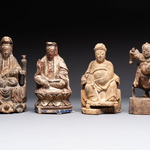 Eight Chinese carved wooden sculptures with traces of polychromy and gilding, 19th C. — photo 8