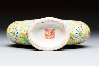 Eight Chinese famille rose and verte wares, 19/20th C. — 照片 19