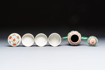 Eight Chinese famille rose and verte wares, 19/20th C. — 照片 6