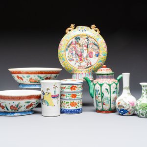 Eight Chinese famille rose and verte wares, 19/20th C. — 照片 1