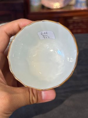 Eight Chinese famille rose cups and seven saucers, Xianfeng mark and of the period — 照片 5