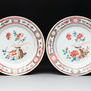 Eight Chinese famille rose plates with birds, Yongzheng/Qianlong — photo 8