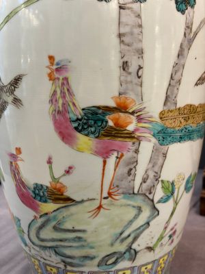 Eight Chinese famille rose vases, Qianlong and Jing De Zhen 景德鎮 marks, 20th C. — photo 34