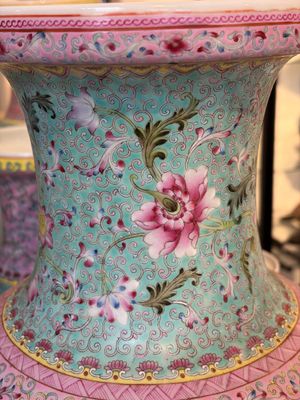 Eight Chinese famille rose vases, Qianlong and Jing De Zhen 景德鎮 marks, 20th C. — photo 56