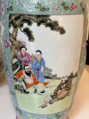 Eight Chinese famille rose vases, Qianlong and Jing De Zhen 景德鎮 marks, 20th C. — photo 57