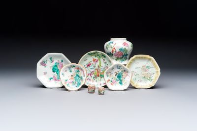 Eight Chinese famille rose wares, 19/20th C.