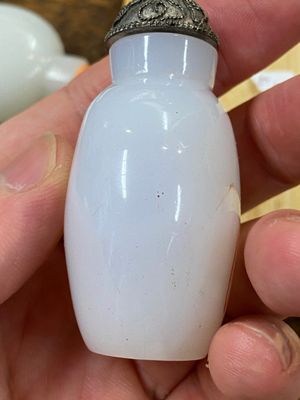 Eight Chinese glass snuff bottles, 19/20th C. — 照片 22
