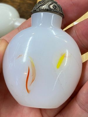 Eight Chinese glass snuff bottles, 19/20th C. — 照片 23