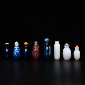 Eight Chinese glass snuff bottles, 19/20th C. — 照片 4