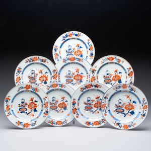 Eight Chinese Imari-style 'flower basket' plates, Yongzheng — photo 1