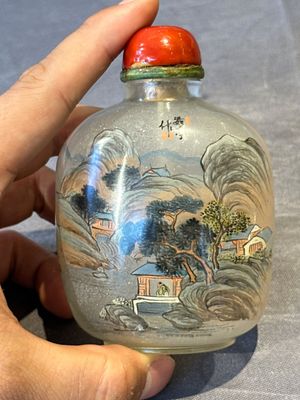Eight Chinese inside-painted glass snuff bottles, signed Tang Zichuan 湯子川 and Ye Zhongzhi 葉仲芝, 20th C. — foto 40