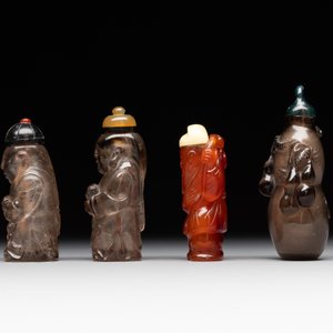 Eight Chinese jade, glass, agate and smoky quartz snuff bottles, 19/20th C. — foto 5