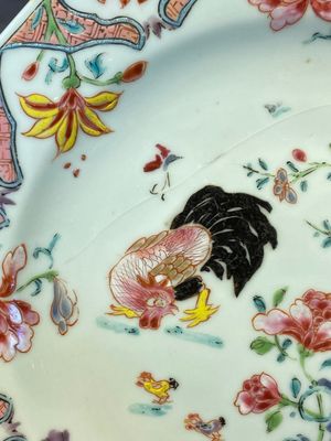 Eight Chinese octagonal famille rose 'rooster' plates, Qianlong — 照片 12