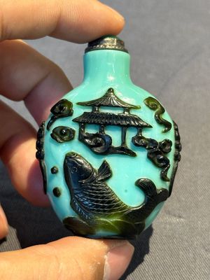 Eight Chinese Peking glass snuff bottles, Qianlong mark, 19/20th C. — photo 61