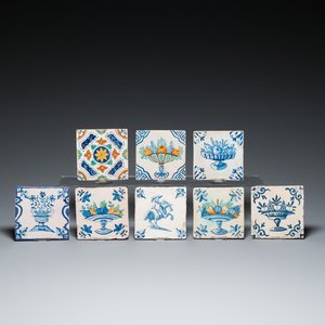 Eight Dutch Delft blue and white and polychrome tiles, 17th C. — 照片 1