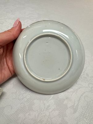 Eight sets of Chinese famille rose cups and saucers with floral design, Qianlong — photo 61
