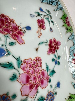 Eight sets of Chinese famille rose cups and saucers with floral design, Qianlong — photo 85