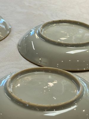 Eight sets of Chinese famille rose cups and saucers with floral design, Qianlong — photo 11