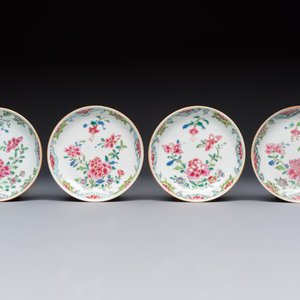 Eight sets of Chinese famille rose cups and saucers with floral design, Qianlong — photo 16