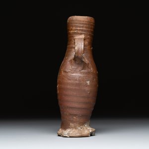Eight stoneware jugs and mugs, and a glazed pottery vessel, Germany and The Netherlands, 16/17th C. — photo 15