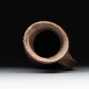 Eight stoneware jugs and mugs, and a glazed pottery vessel, Germany and The Netherlands, 16/17th C. — photo 18