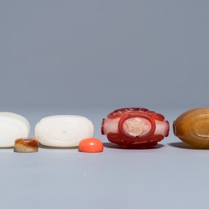 Eight various glass snuff bottles, 19/20th C. — photo 12