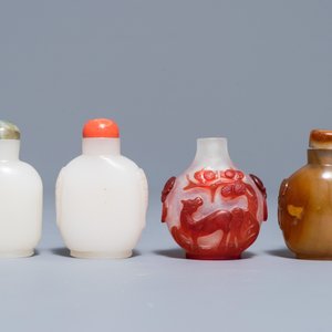 Eight various glass snuff bottles, 19/20th C. — photo 9