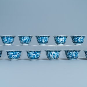 Eleven Chinese blue and white lobed cups and saucers, Kangxi — photo 5