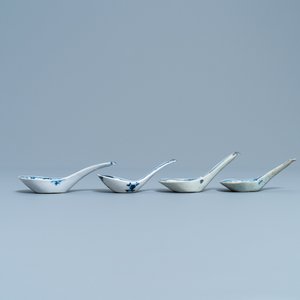 Eleven Chinese blue and white spoons, 19/20th C. — 照片 7
