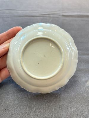 Eleven Chinese famille rose cups and nine saucers, Yongzheng/Qianlong — foto 8