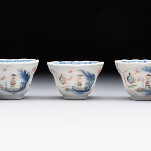 Eleven Chinese famille rose cups and nine saucers, Yongzheng/Qianlong — foto 8
