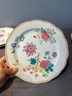 Eleven Chinese famille rose plates and dishes with fine floral design, Qianlong — 照片 44