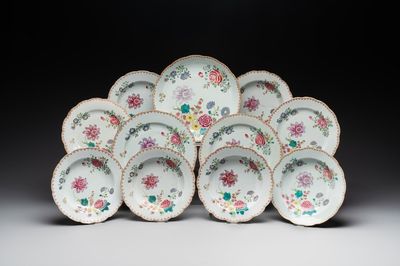 Eleven Chinese famille rose plates and dishes with fine floral design, Qianlong