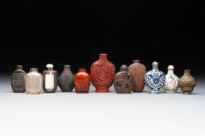 Eleven Chinese snuff bottles in amber, agate, rock crystal, lacquer, hardstone, metal and wood, 19/20th C.