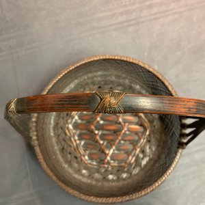 Eleven Japanese bamboo ikebana baskets including three signed examples, Meiji/Showa, 19/20th C. — 照片 49