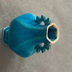 Eleven monochrome Chinese porcelain and Beijing glass vases, Kangxi and later — 照片 24