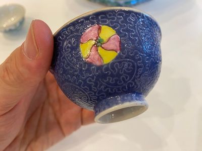 Elf Chinese famille rose kommen, 19/20e eeuw — foto 4