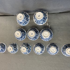 Elf gelobde Chinese blauw-witte koppen en schotels, Kangxi — foto 13
