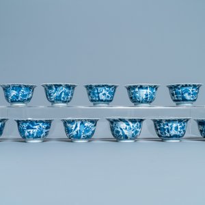 Elf gelobde Chinese blauw-witte koppen en schotels, Kangxi — foto 4