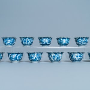 Elf gelobde Chinese blauw-witte koppen en schotels, Kangxi — foto 6