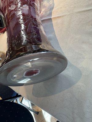 Émile Gallé (1846-1904): A large cameo glass vase with floral design, signed, ca. 1900 — photo 1