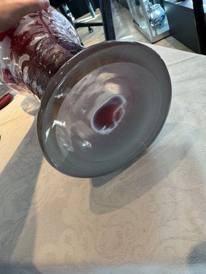 Émile Gallé (1846-1904): A large cameo glass vase with floral design, signed, ca. 1900 — photo 2