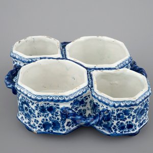 Ensemble de huilier et vinaigrier en faïence de Delft bleu et blanc, 18ème — photo 8